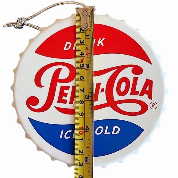 Pepsi- Cola Retro Metal Bottle Cap Christmas Holiday Hanging Ornament 5" Ruz New - Picture 6 of 7